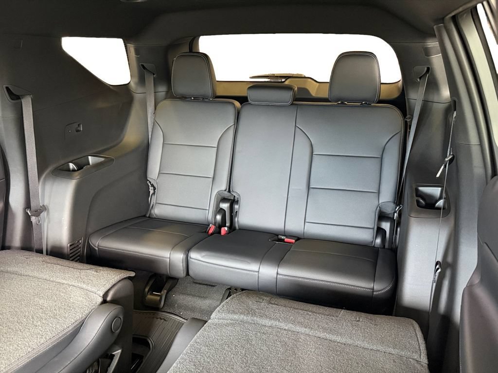 2026 Chevrolet Traverse LT - Photo 26
