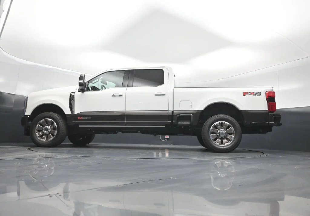 Used 2025 White Ford King Ranch image 51