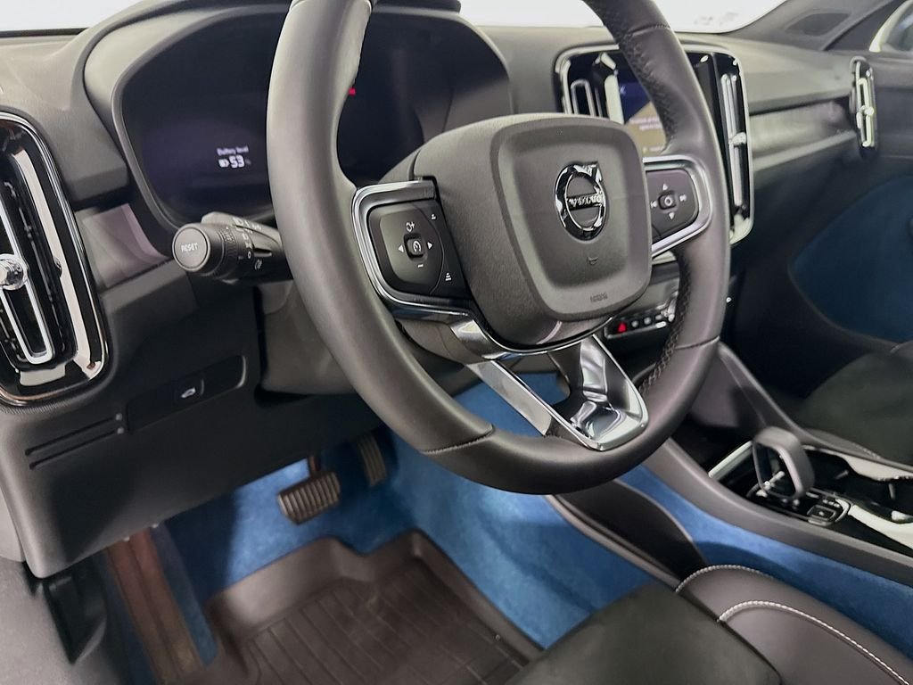 Used 2023 White Volvo Twin Plus image 4