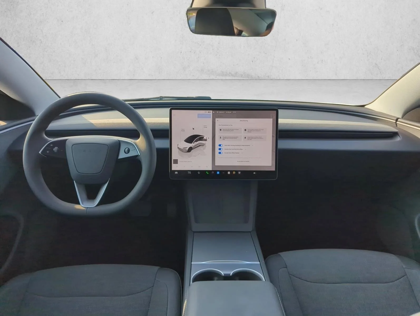 Used 2025 White Tesla Standard image 25