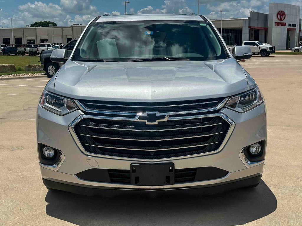 Certified Used 2021 SILVER ICE METALLIC Chevrolet Premier image 8