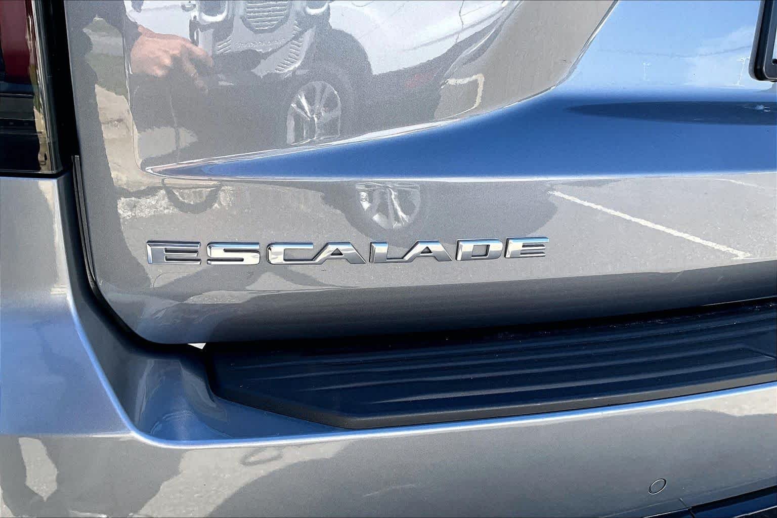 Used 2021 Satin Steel Metallic Cadillac Premium Luxury Platinum image 31