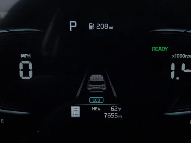Used 2025 Mineral Blue Kia SX image 5