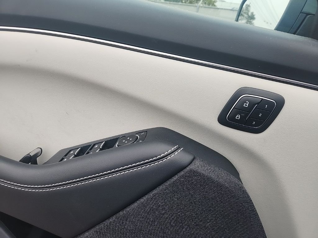 Used 2023 Blue Ford Premium image 26