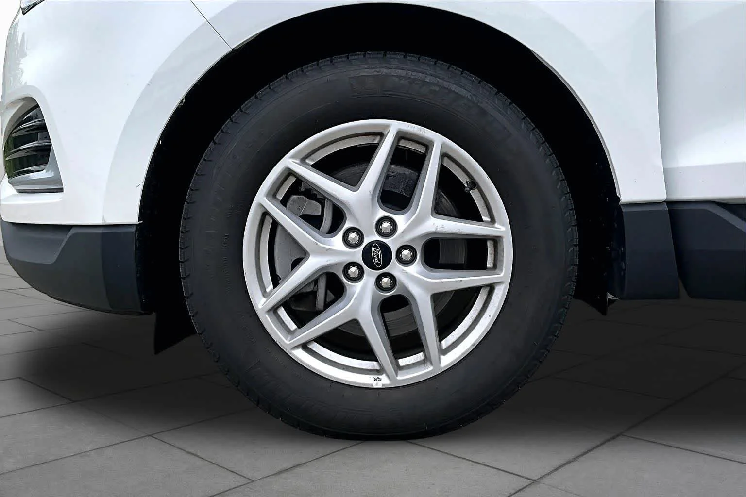 Certified Used 2024 Oxford White Clearcoat Ford SEL image 11
