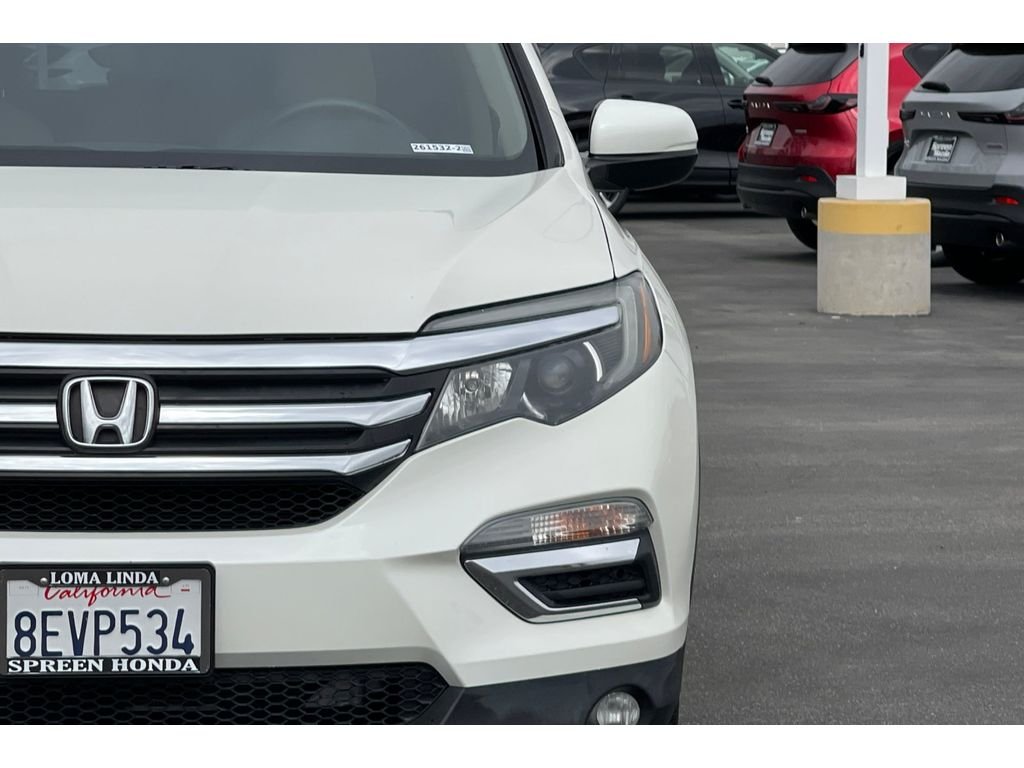 Certified Used 2018 White Diamond Pearl Honda EX image 49