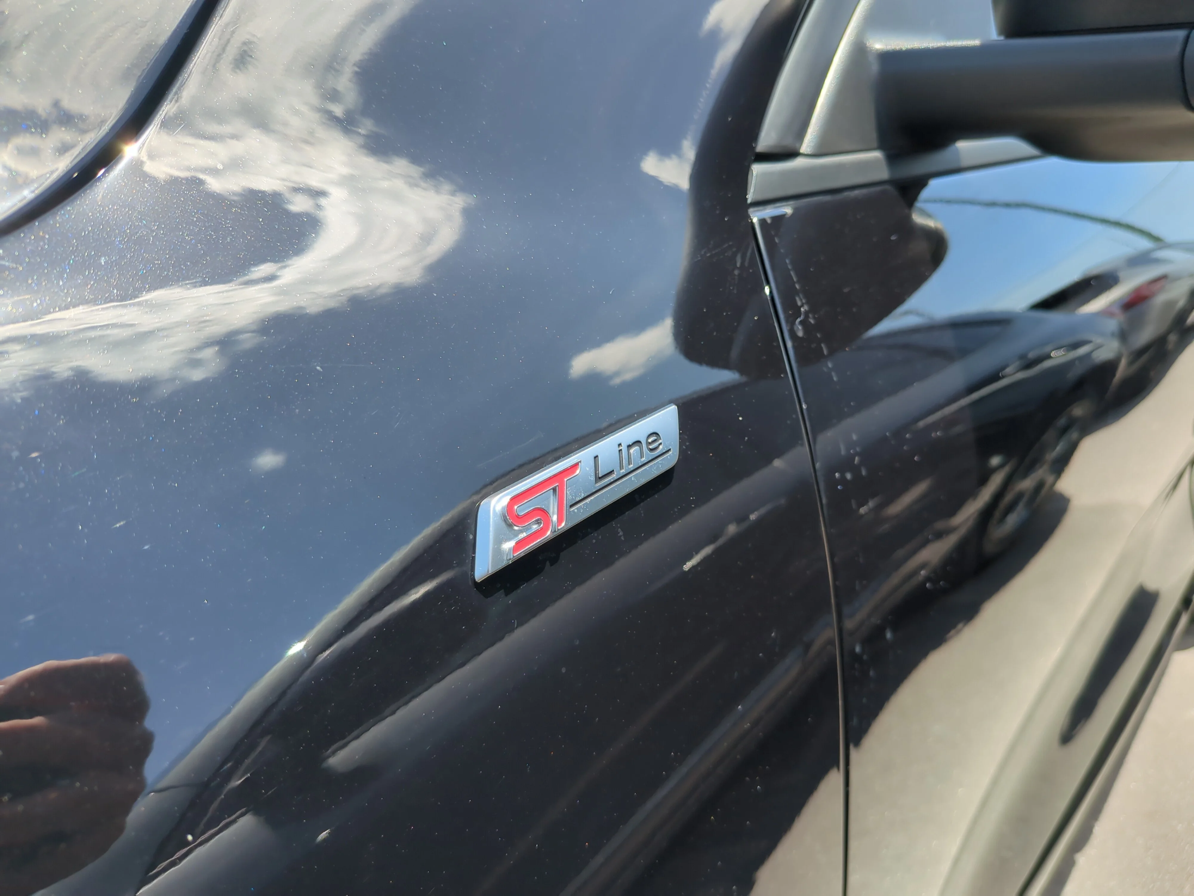 Used 2024 Agate Black Metallic Ford ST-Line image 9