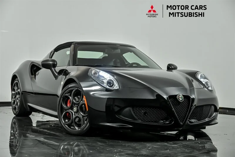 2016 Alfa Romeo 4C Spider's photo