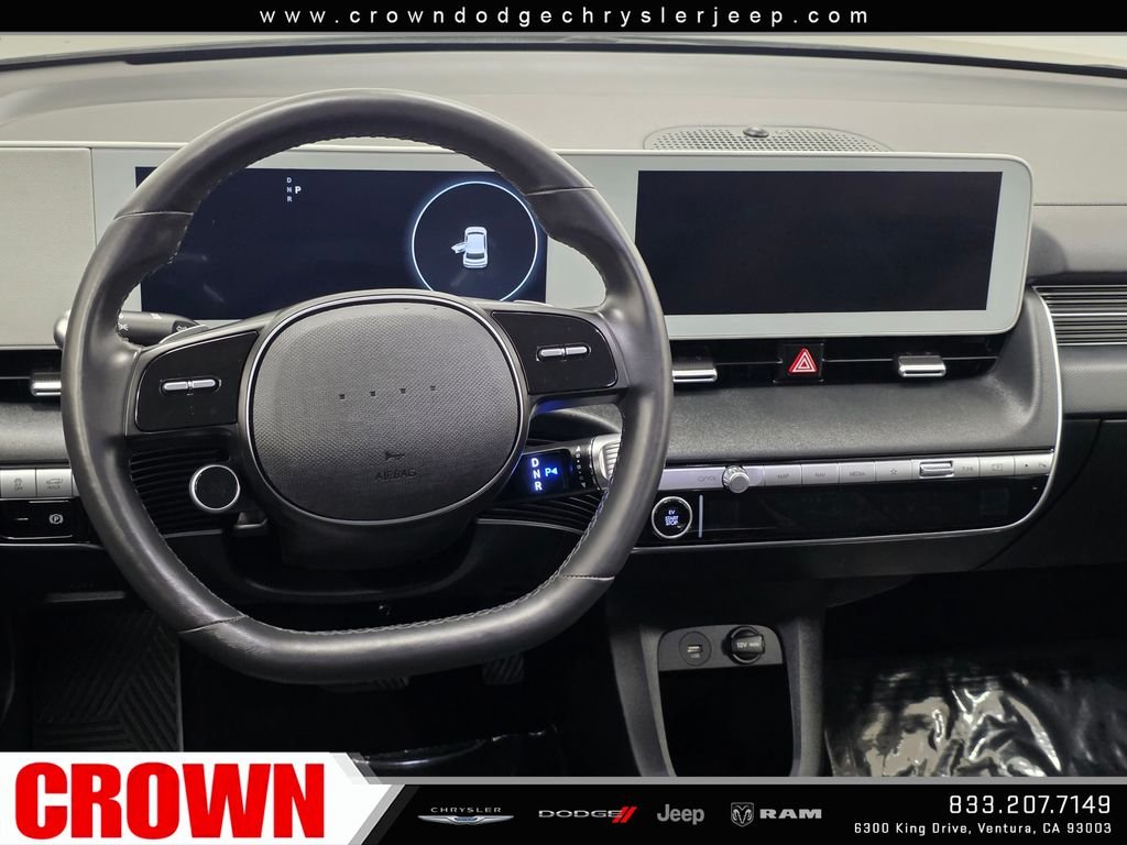 Used 2024 Black Hyundai SEL image 17