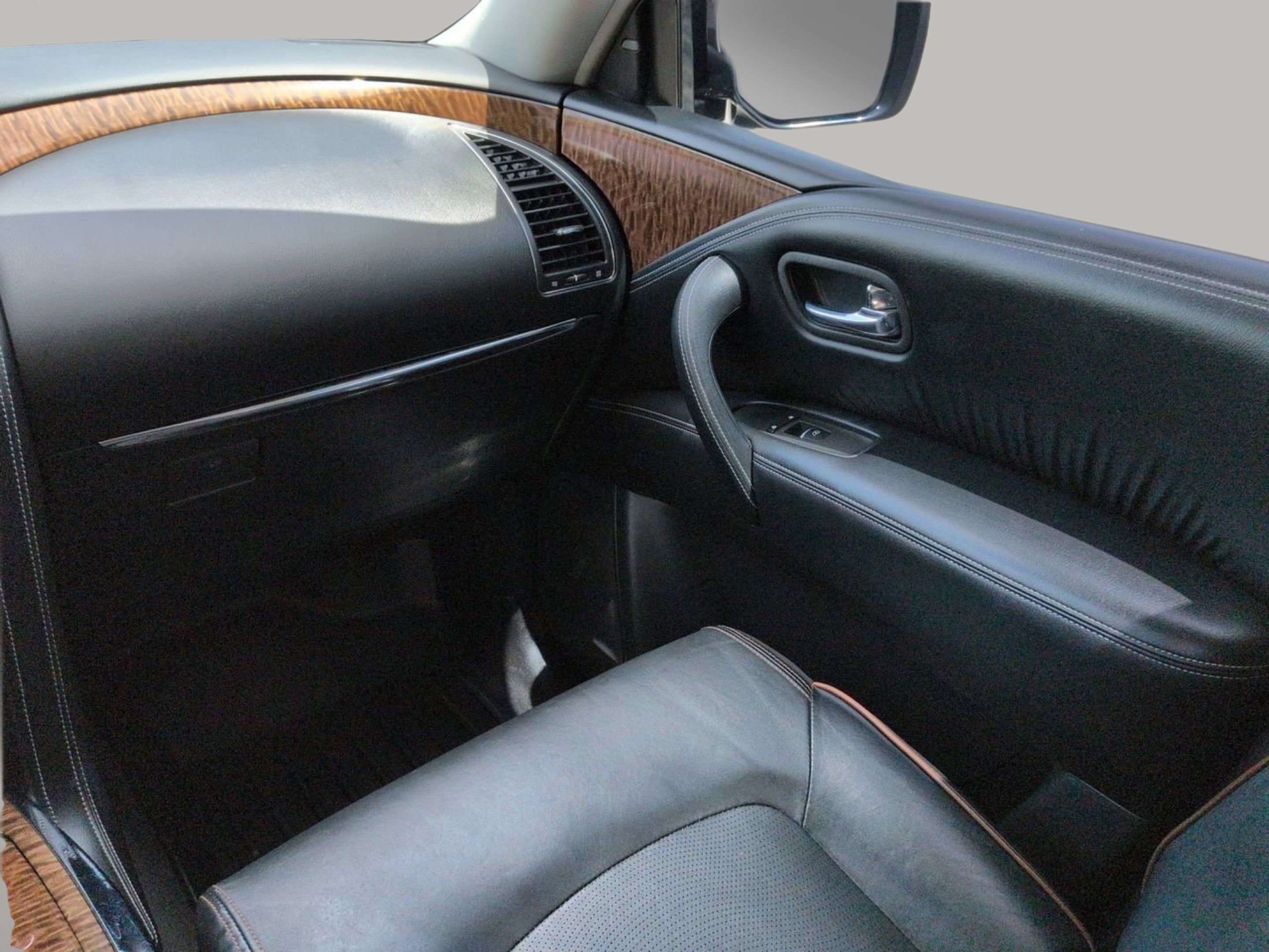 Used 2019 Hermosa Blue Pearl Nissan SL image 22