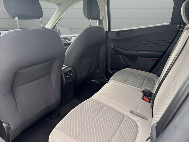 Used 2022 Blue Ford SE image 18