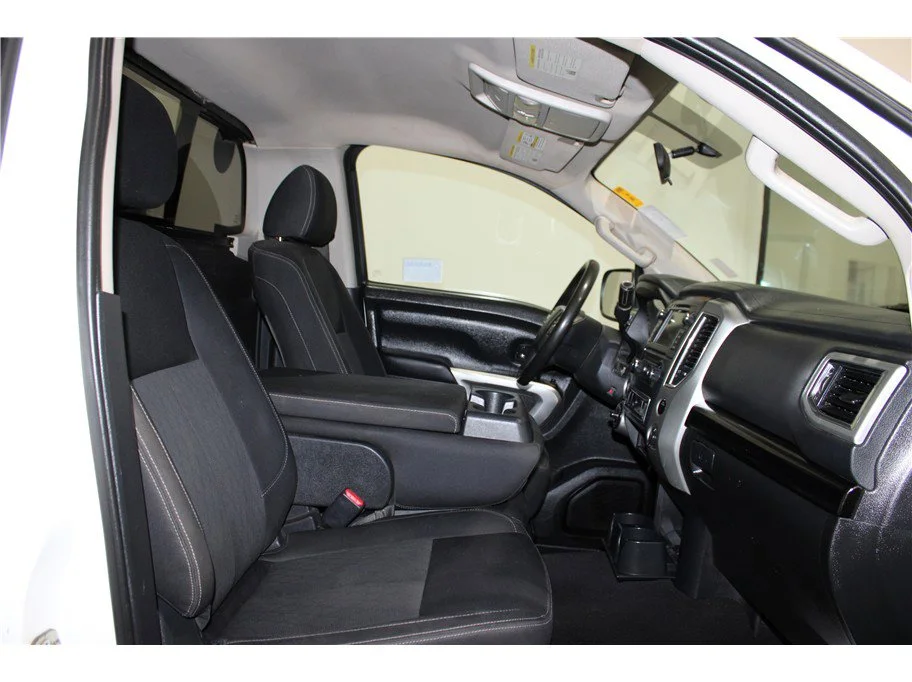 Used 2019 Glacier White Nissan SV image 15