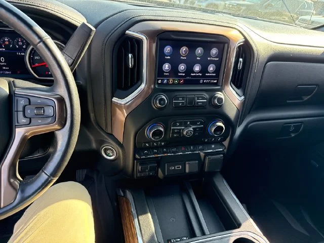 Used 2020 NORTHSKY BLUE METALLIC Chevrolet High Country image 21