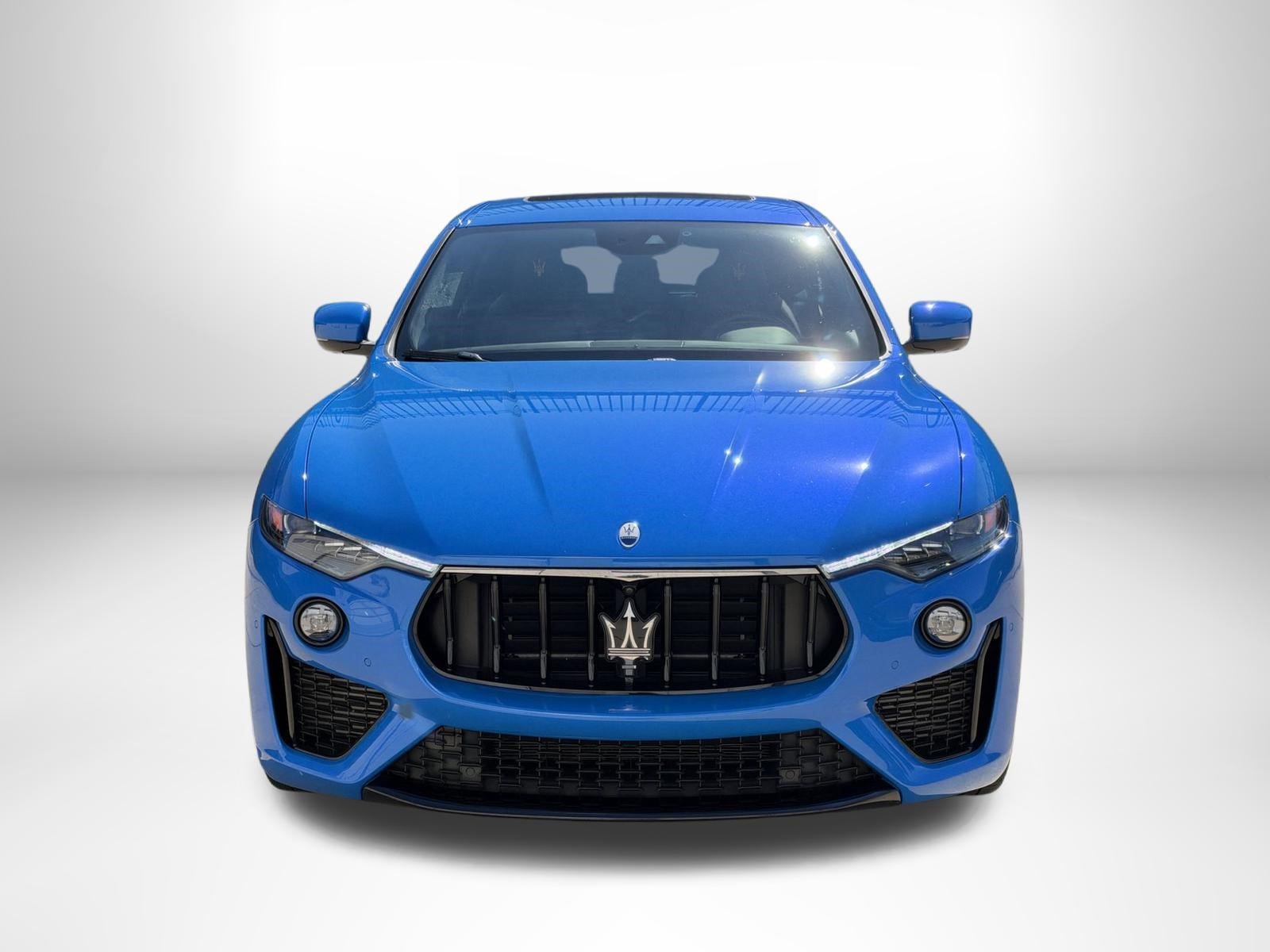 Used 2022 Blue Maserati Tributo image 8