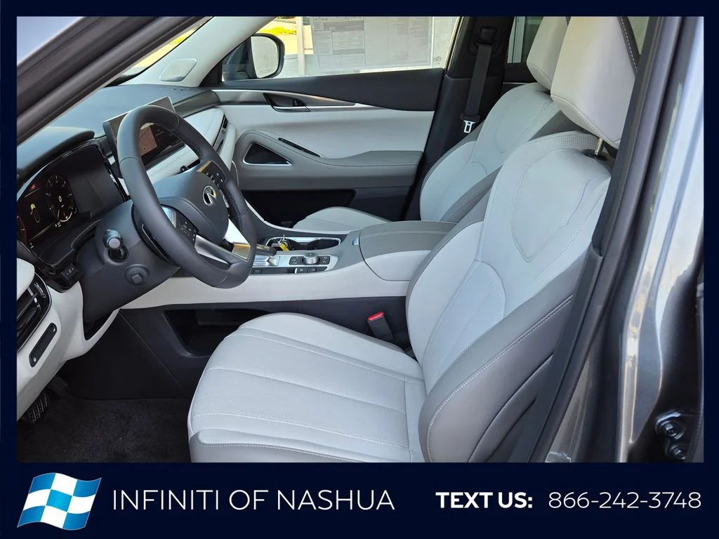 New 2027 GRAPHITE SHADOW INFINITI Luxe AWD image 3
