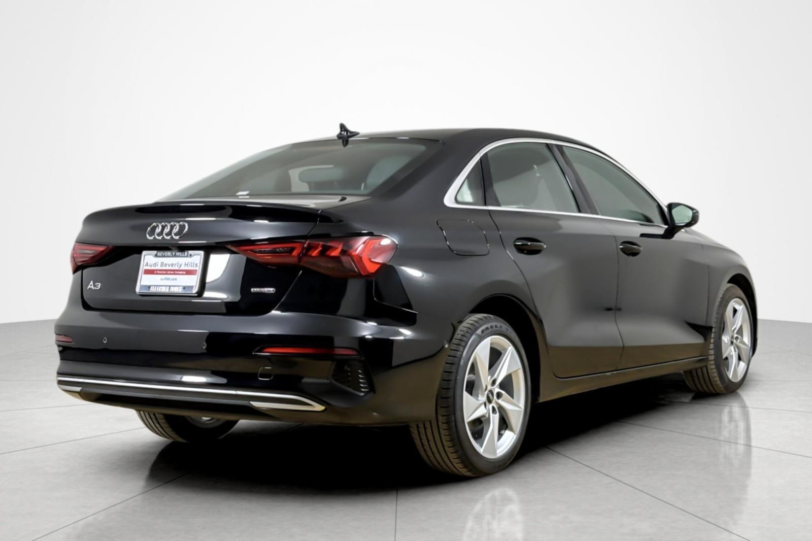 Used 2023 Brilliant Black Audi Premium 40 TFSI quattro image 5