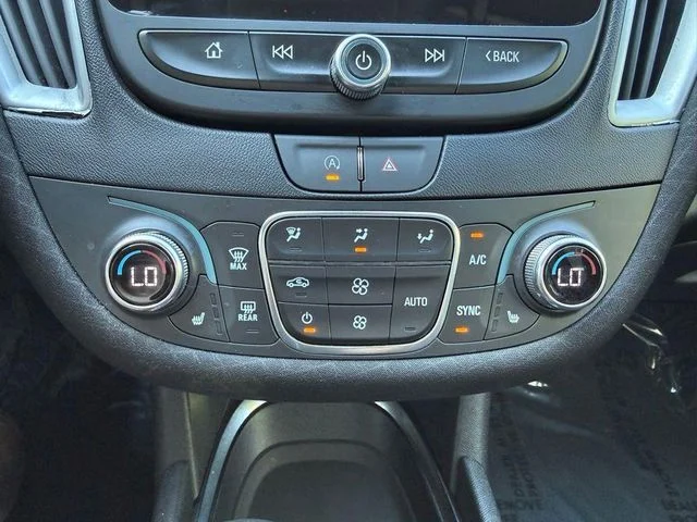 Used 2024 Gray Chevrolet LT image 22