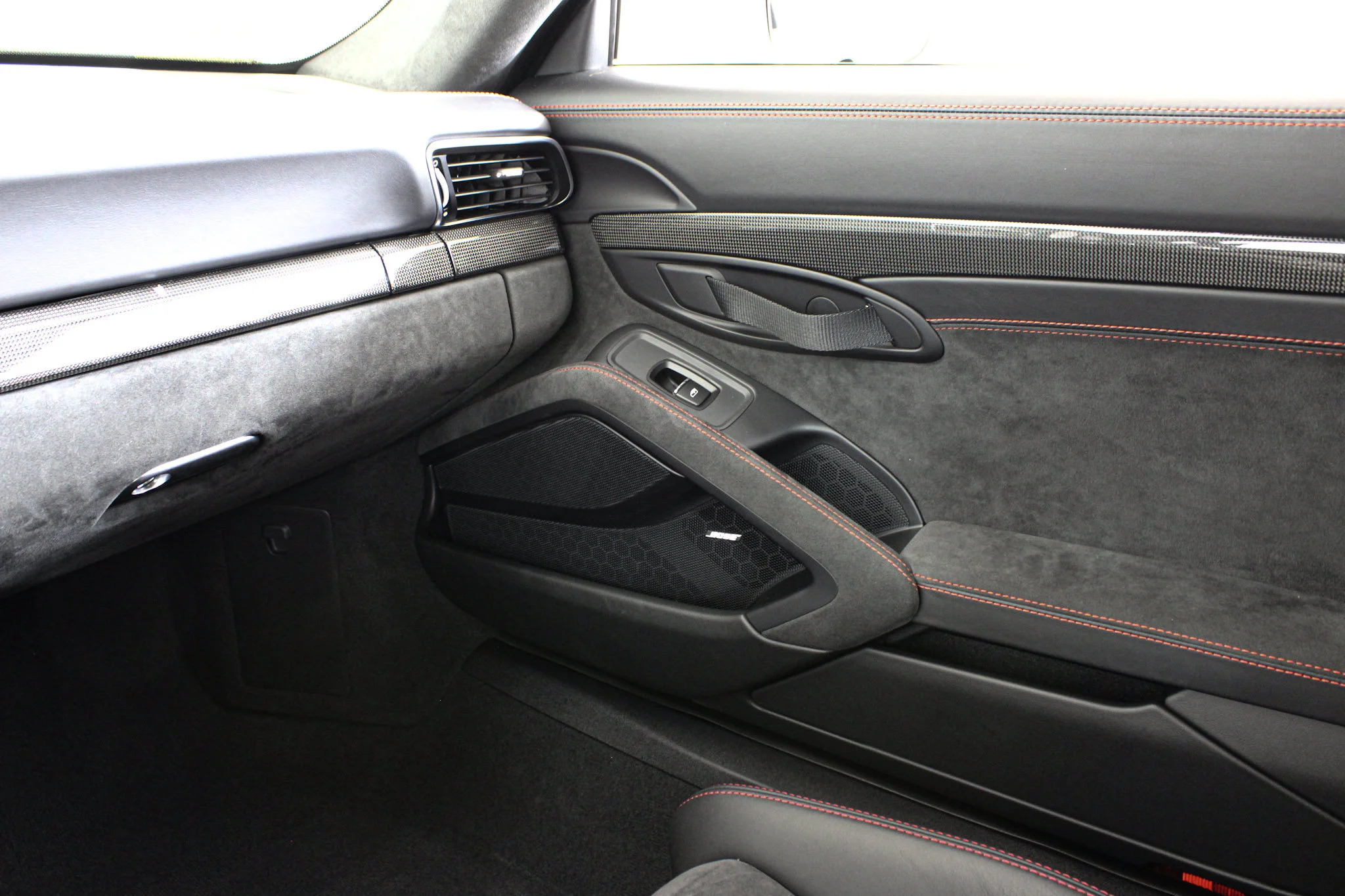 Used 2018 Silver Porsche GT2 RS Coupe image 48