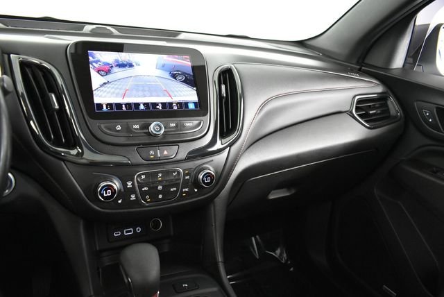 Used 2022 Silver Chevrolet RS image 44