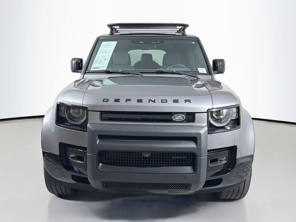 Used 2023 Eiger Grey Metallic Land Rover X-Dynamic SE image 2