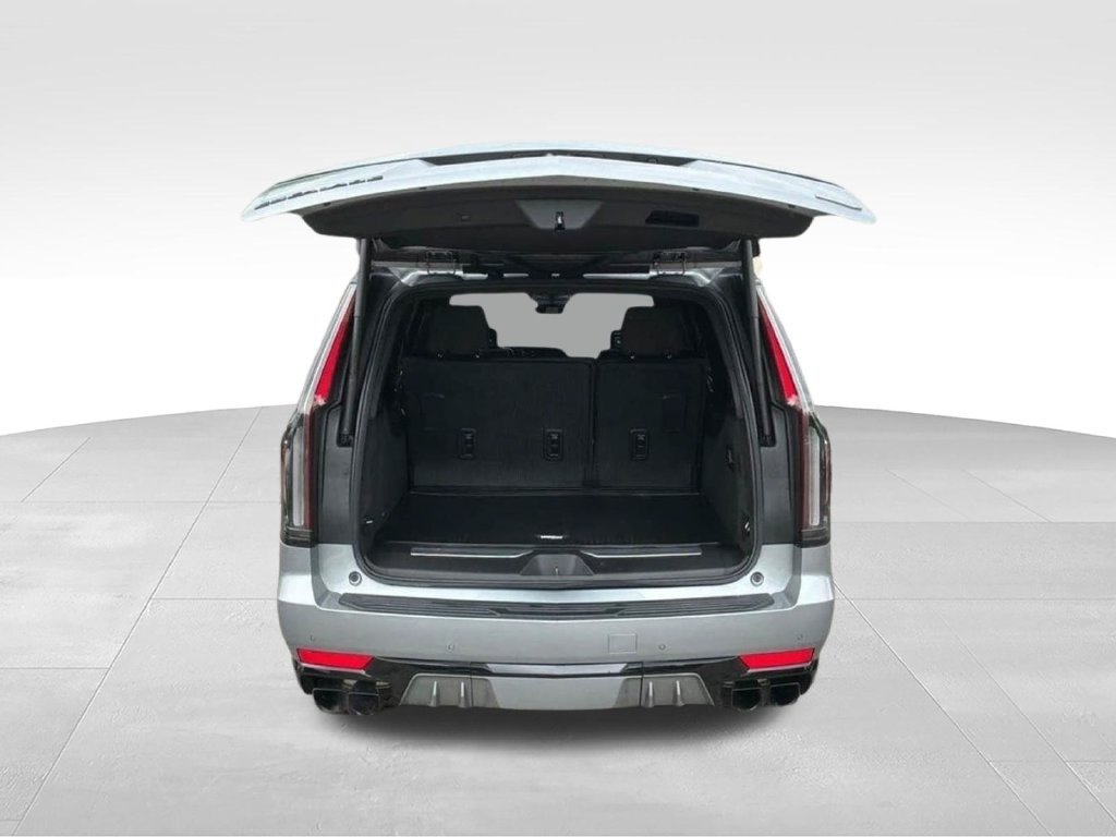 Used 2024 Silver Cadillac V-Series image 20