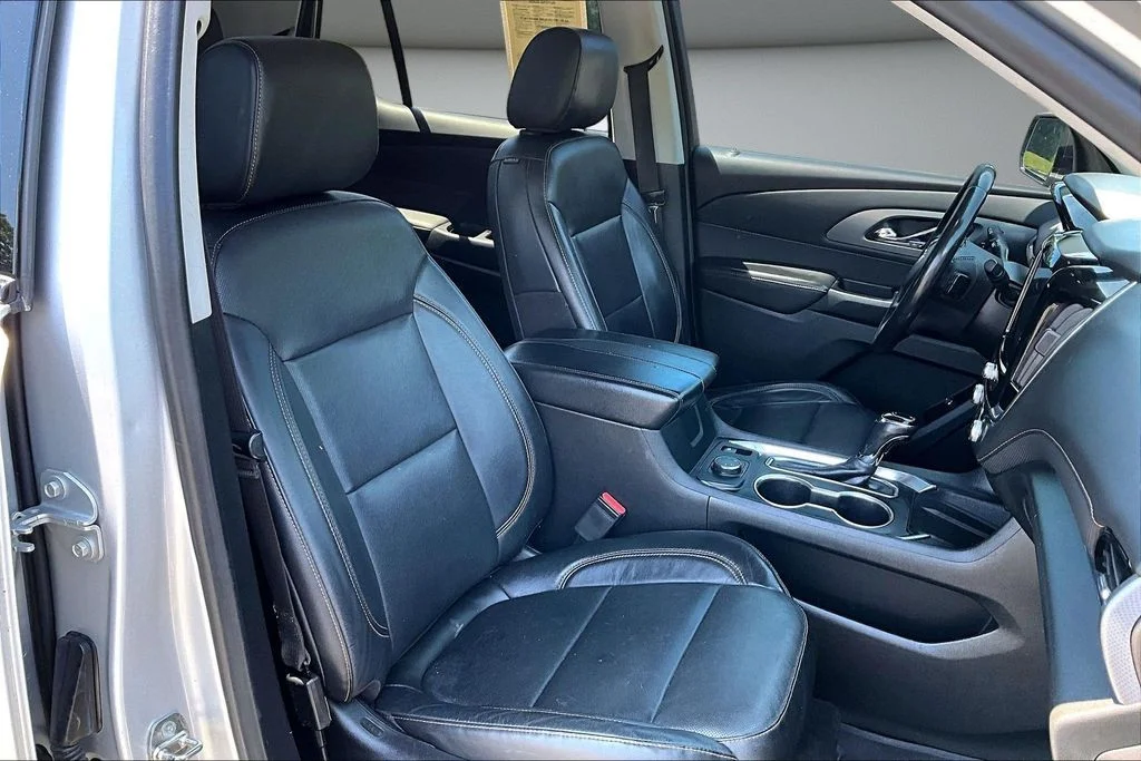 Certified Used 2019 Silver Chevrolet Premier image 30