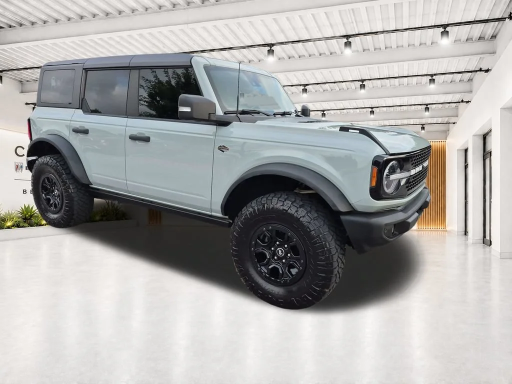 2022 Ford Bronco Wildtrak 4x4's photo