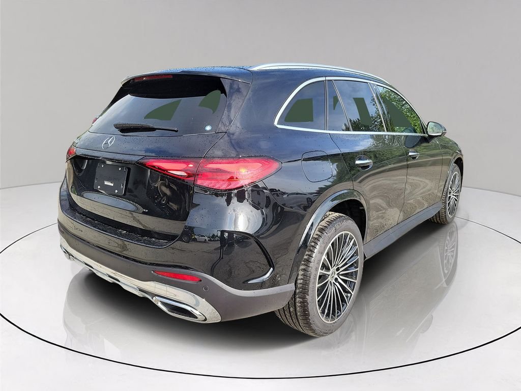 New 2026 Black Mercedes-Benz GLC 300 image 6