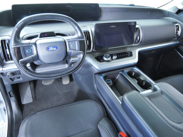 Certified Used 2025 White Ford Platinum image 3
