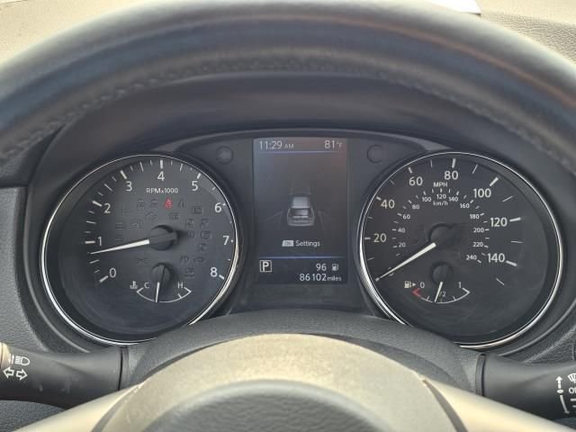 Used 2019  Nissan SL image 26