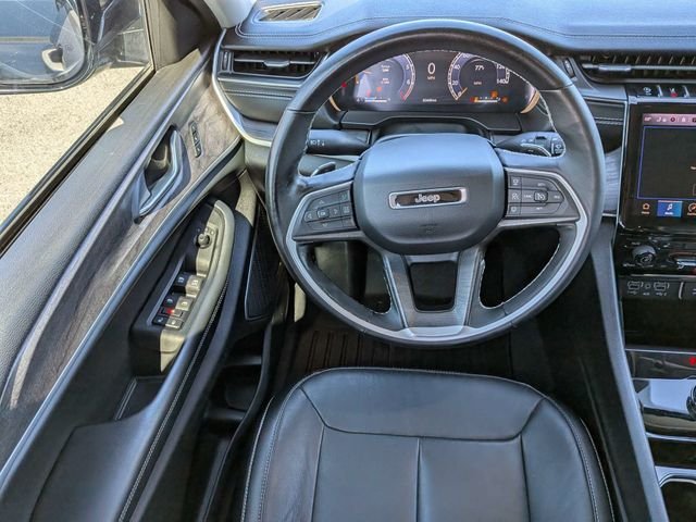 Used 2022 Gray Jeep Limited image 16