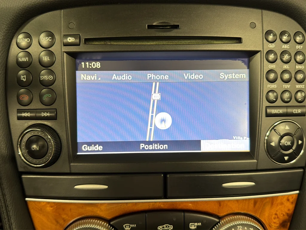 Used 2009 Silver Mercedes-Benz SL 550 image 18