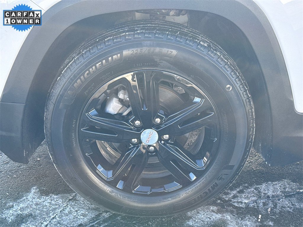 2023 GMC TERRAIN - Image 10