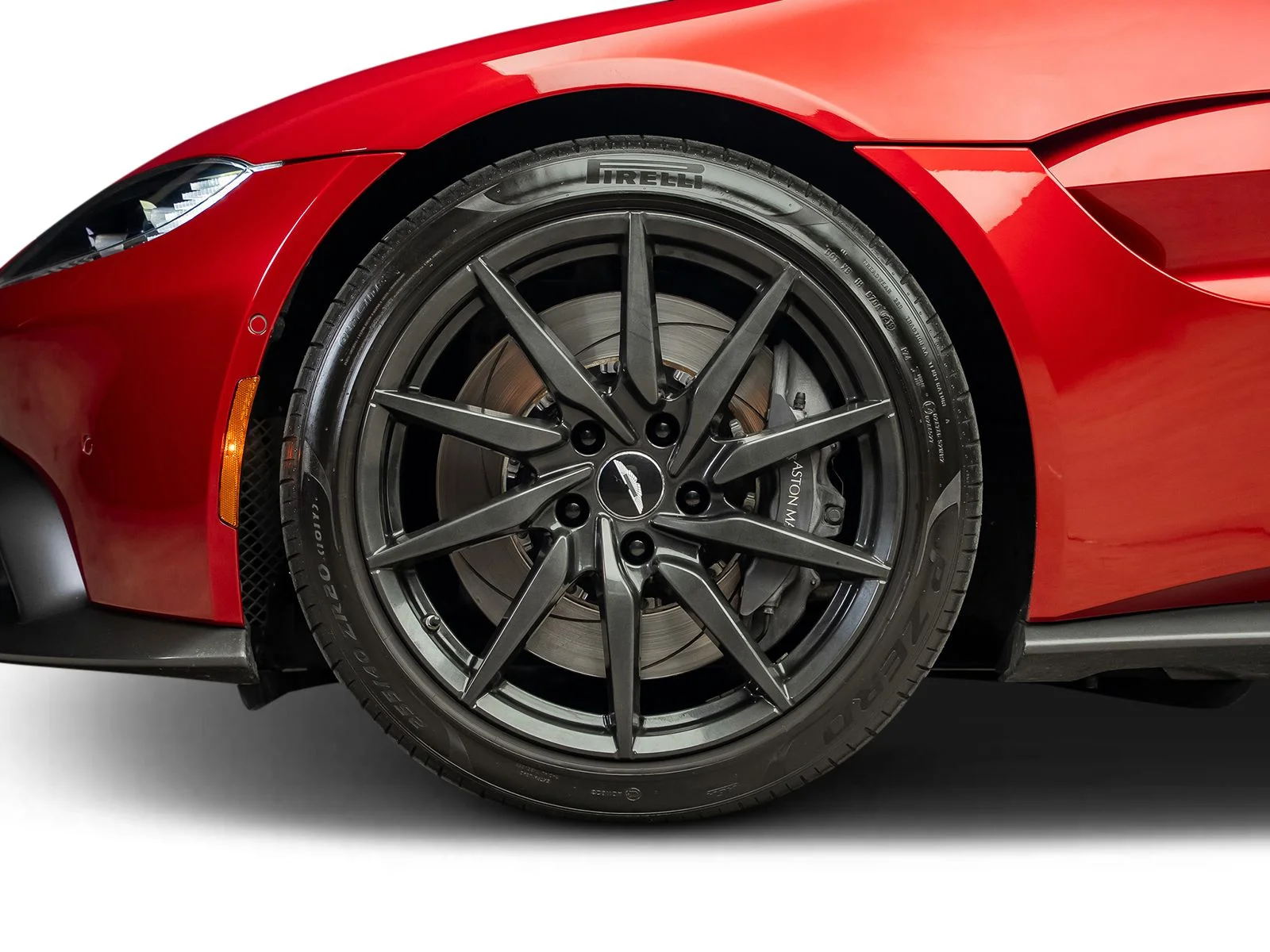 Used 2020 Red Aston Martin Base image 24