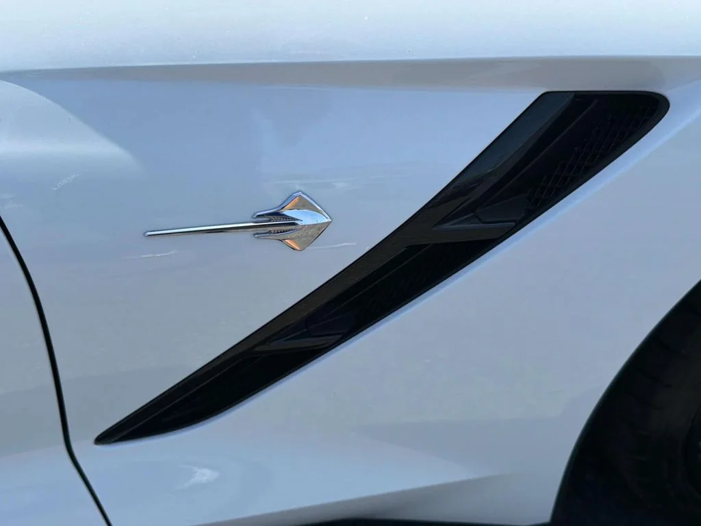 Used 2015 Arctic White Chevrolet Z51 2LT image 22