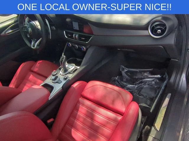Used 2024 Gray Alfa Romeo Veloce image 37
