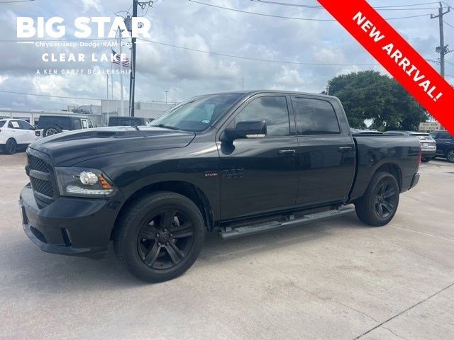 2017 RAM 1500 Night 4x4 Crew Cab 5'7's photo