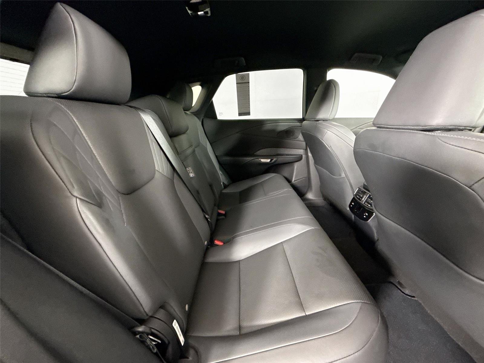 Used 2024 Eminent White Pearl Lexus Base image 37