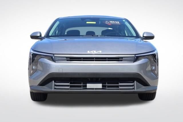 Used 2025 Steel Gray Kia LXS image 3