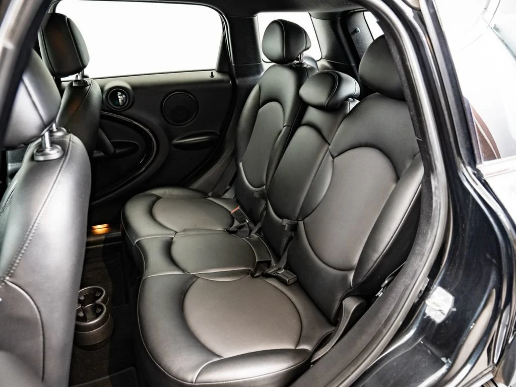 Used 2016 Absolute Black Metallic MINI  image 40