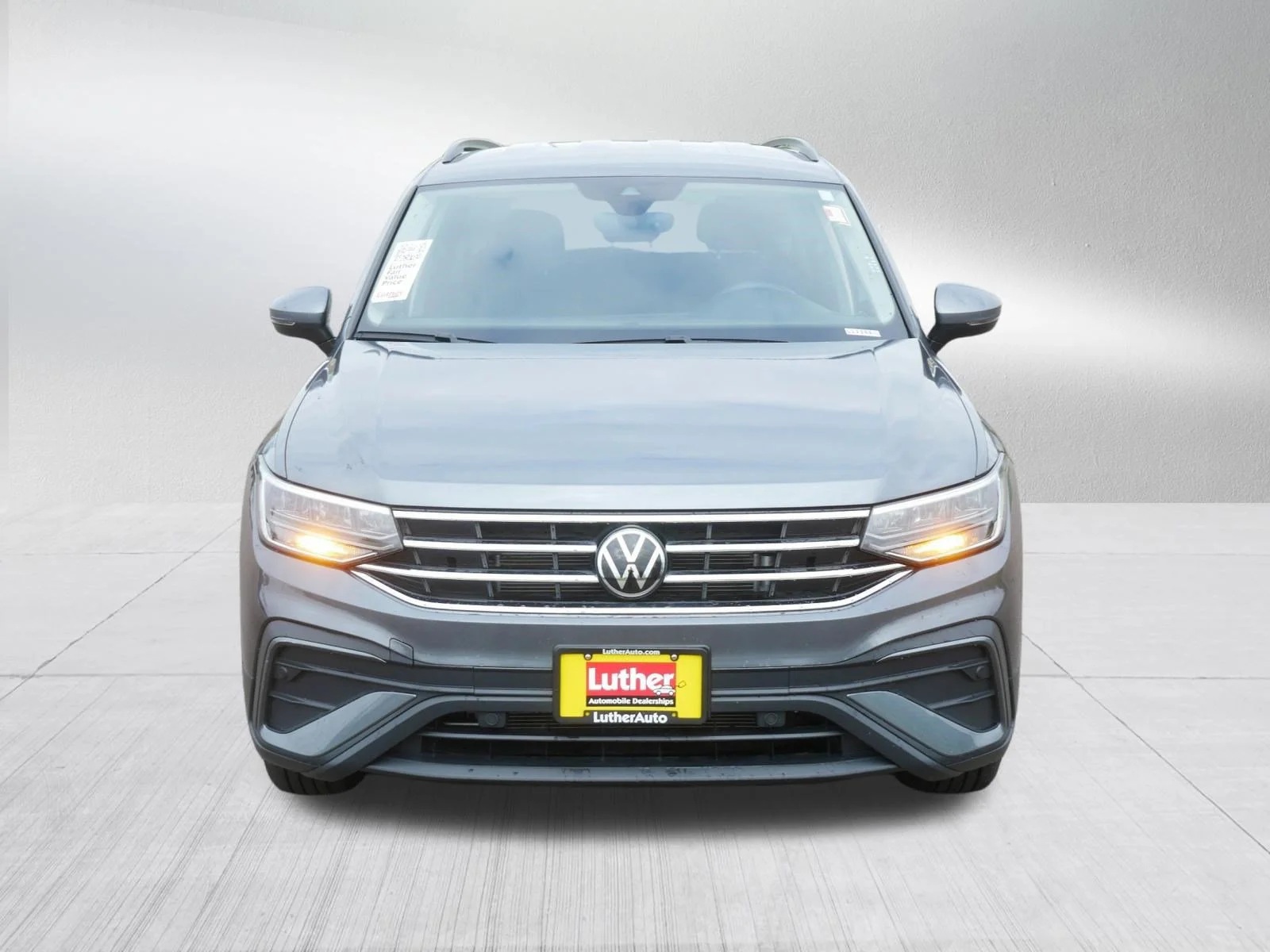 Used 2024 Volkswagen Tiguan S with VIN 3VVFB7AX9RM109402 for sale in Cambridge, Minnesota