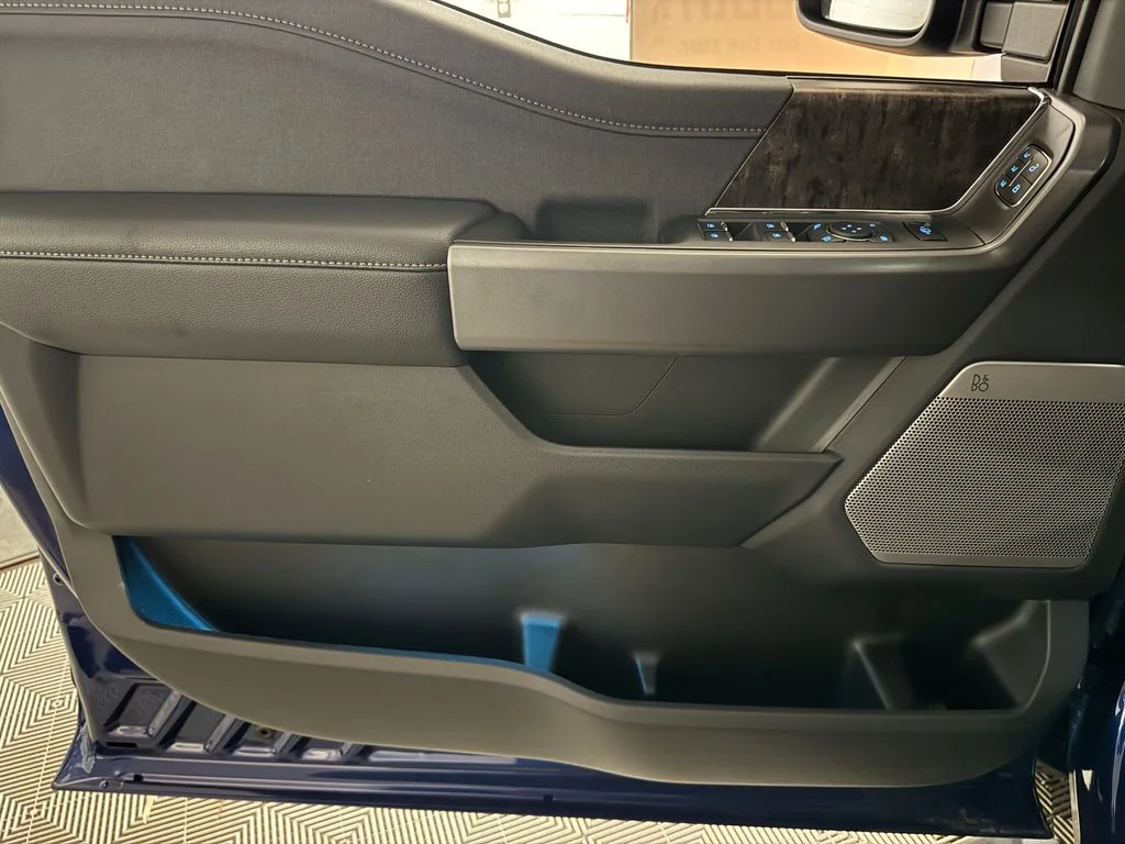 New 2026 Blue Ford Lariat image 23