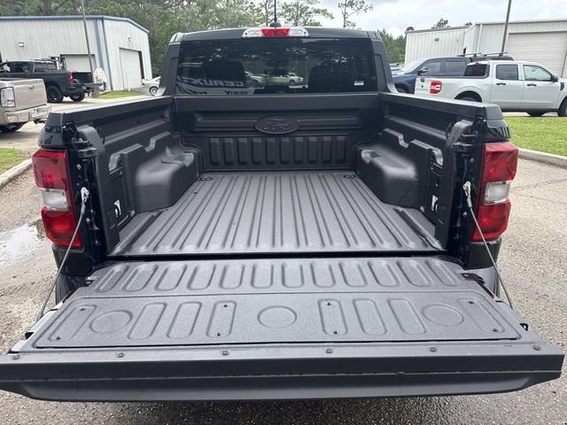 Used 2025 Black Ford Lobo Standard image 17