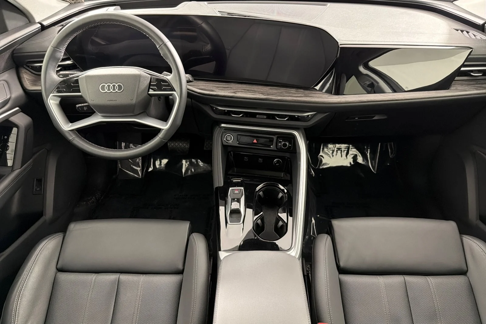 Used 2025 Tambora Gray Metallic Audi Premium Plus 2.0 TFSI quattro image 12