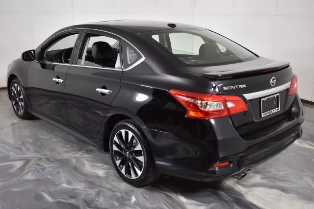 Used 2019 Black Nissan SR image 7
