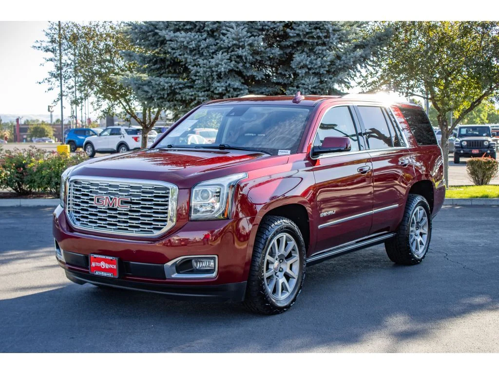 Used 2020 Crimson Red Tintcoat GMC Denali image 4