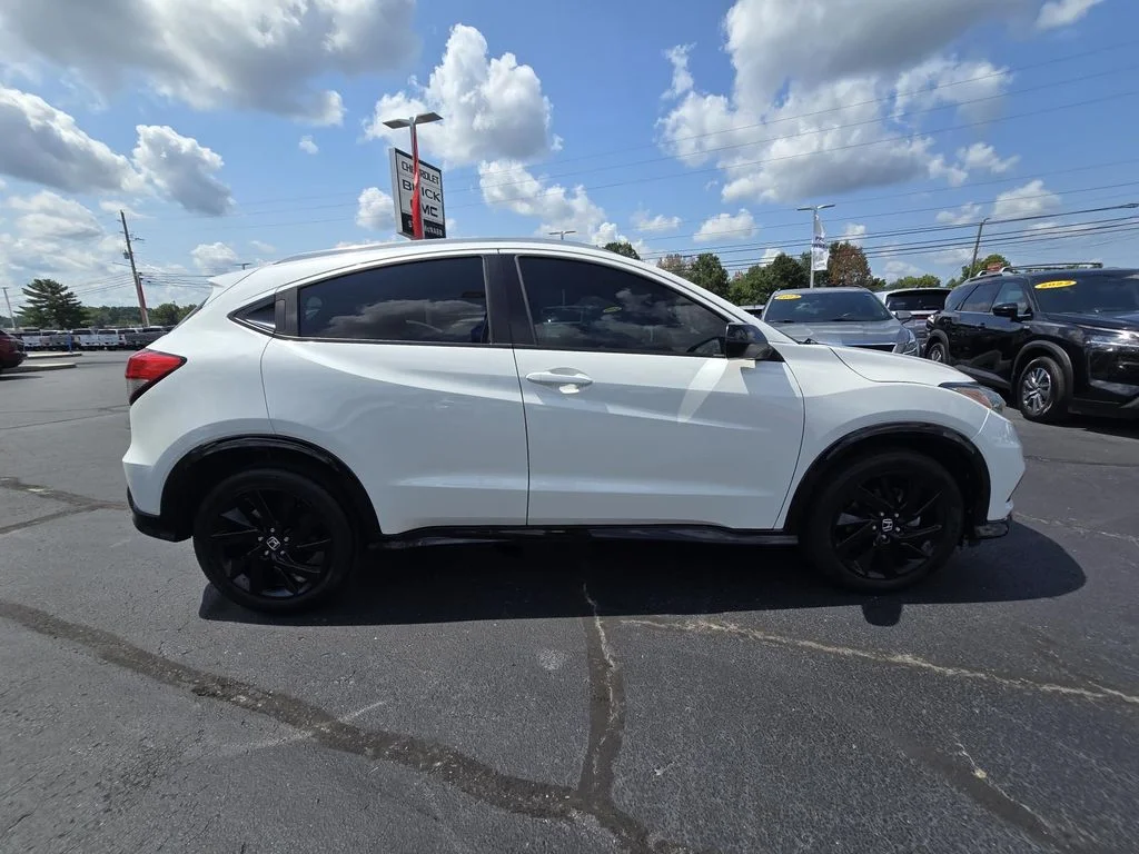 Used 2022 White Honda 2WD Sport image 8