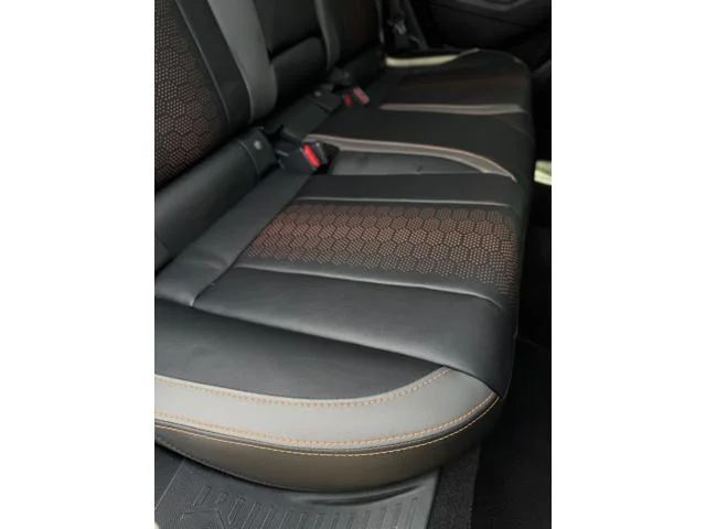 New 2026 ALPINE GREEN Subaru Limited image 33