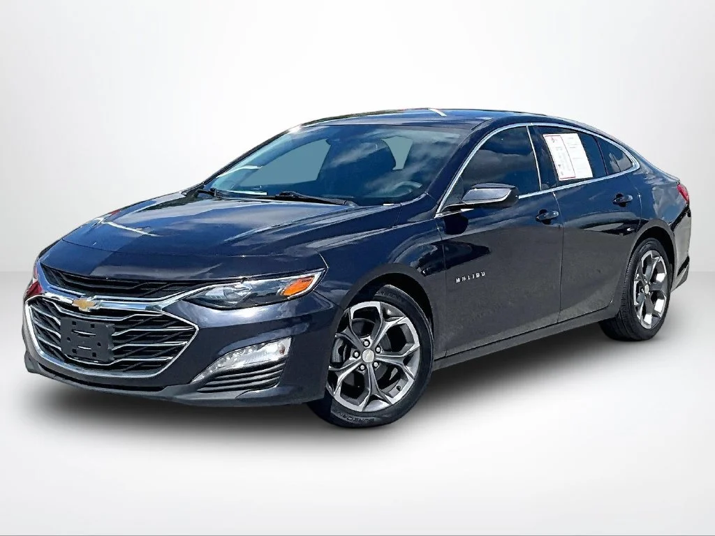 Used 2023 Gray Chevrolet LT image 2