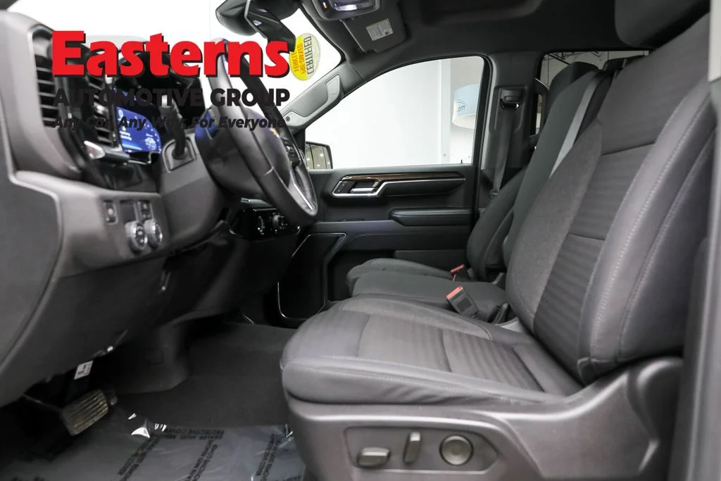 Used 2024 White Chevrolet LT image 14
